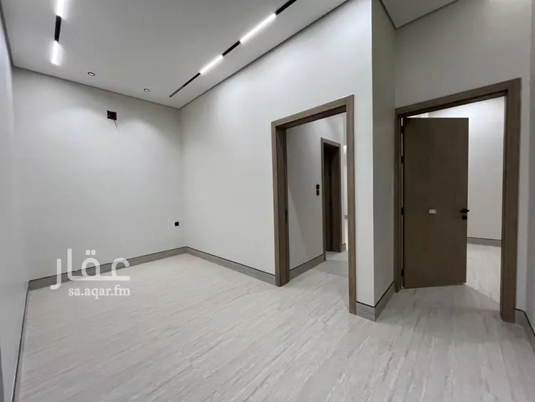 فيلا للبيع في شارع أبي الشيخ الأصبهاني, حي المهدية, مدينة الرياض, منطقة الرياض 19