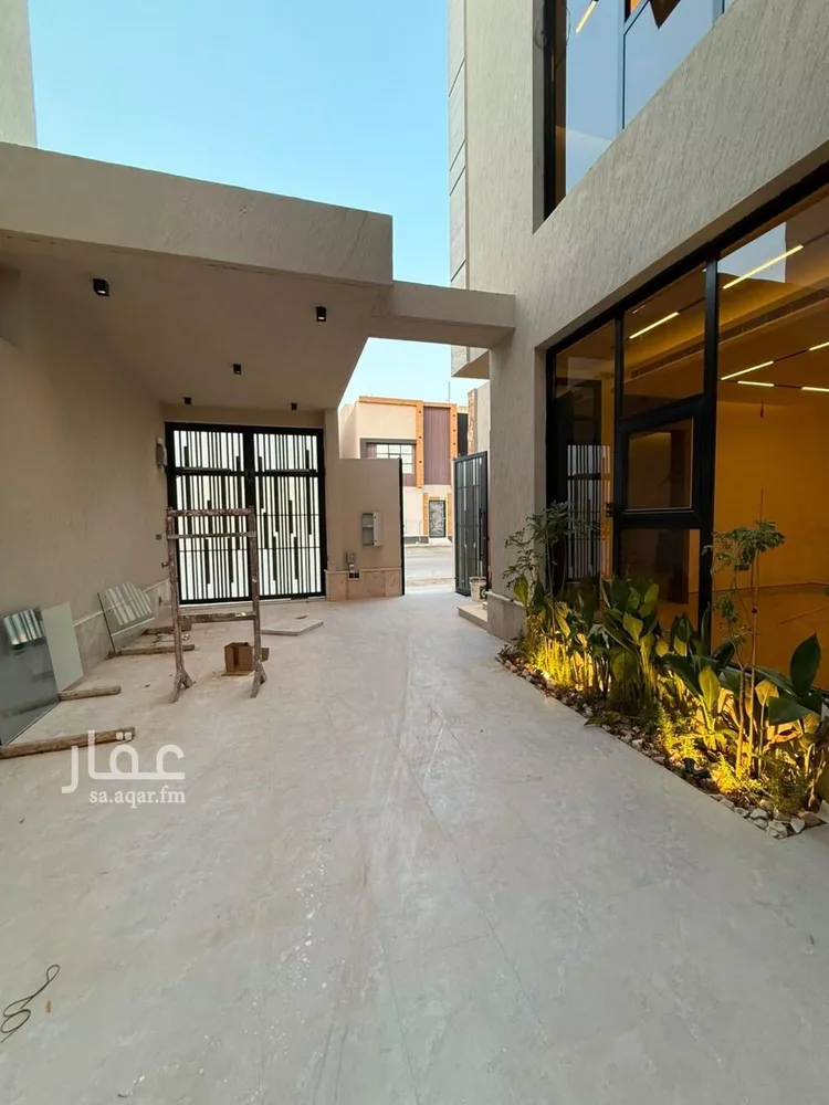 فيلا للبيع في شارع عبداللطيف بن المبارك, حي المهدية, مدينة الرياض, منطقة الرياض صورة 5
