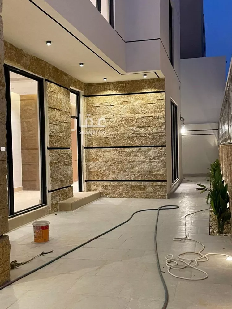 فيلا للبيع في شارع أبي الشيخ الأصبهاني, حي المهدية, مدينة الرياض, منطقة الرياض صورة 3