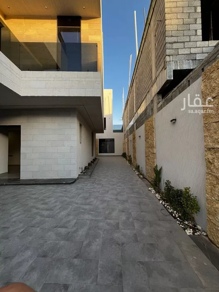 فيلا للبيع في شارع عبدالله السعدي, حي المهدية, مدينة الرياض, منطقة الرياض صورة 3