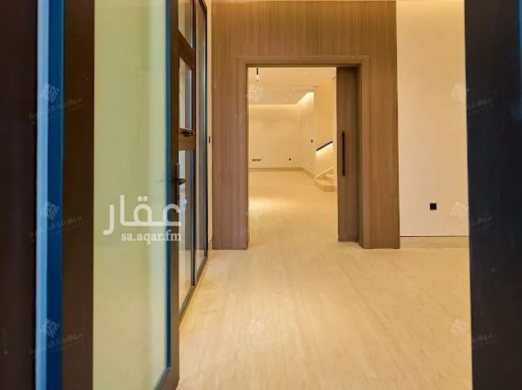 فيلا للبيع في شارع السيل الكبير, حي المهدية, مدينة الرياض, منطقة الرياض صورة 4