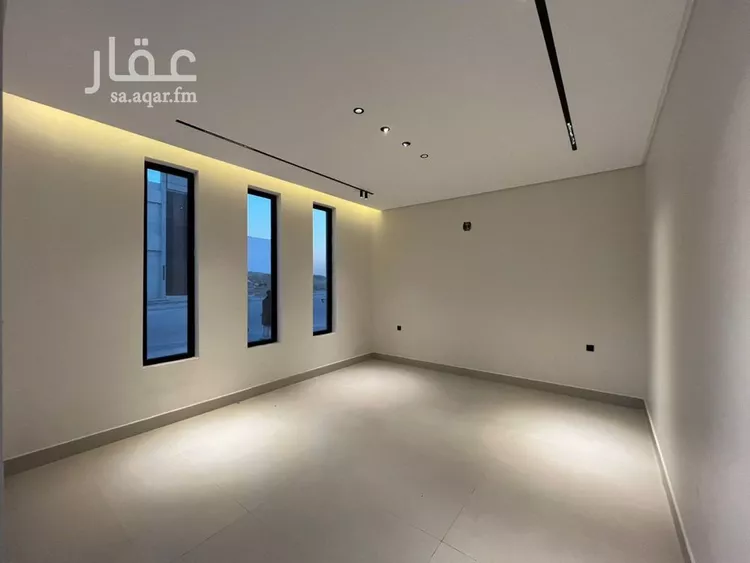 فيلا للبيع في شارع أبي الحسن الأسفرائيني, حي المهدية, مدينة الرياض, منطقة الرياض صورة 5