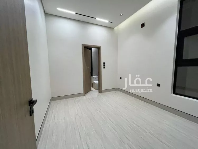 فيلا للبيع في شارع أبي الشيخ الأصبهاني, حي المهدية, مدينة الرياض, منطقة الرياض 18