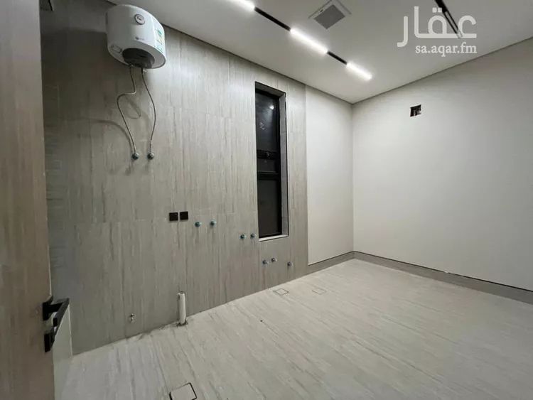 فيلا للبيع في شارع أبي الشيخ الأصبهاني, حي المهدية, مدينة الرياض, منطقة الرياض 13