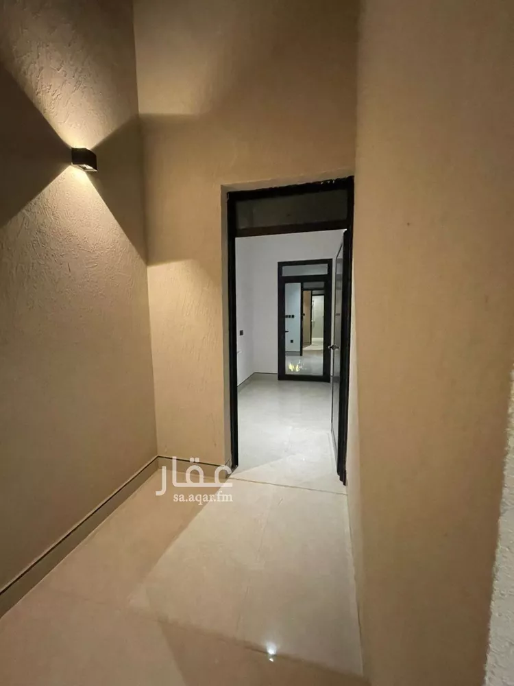 فيلا للبيع في شارع أبي الشيخ الأصبهاني, حي المهدية, مدينة الرياض, منطقة الرياض صورة 5