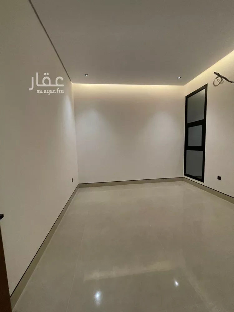 فيلا للبيع في شارع أحمد بن قطرب, حي المهدية, مدينة الرياض, منطقة الرياض 17