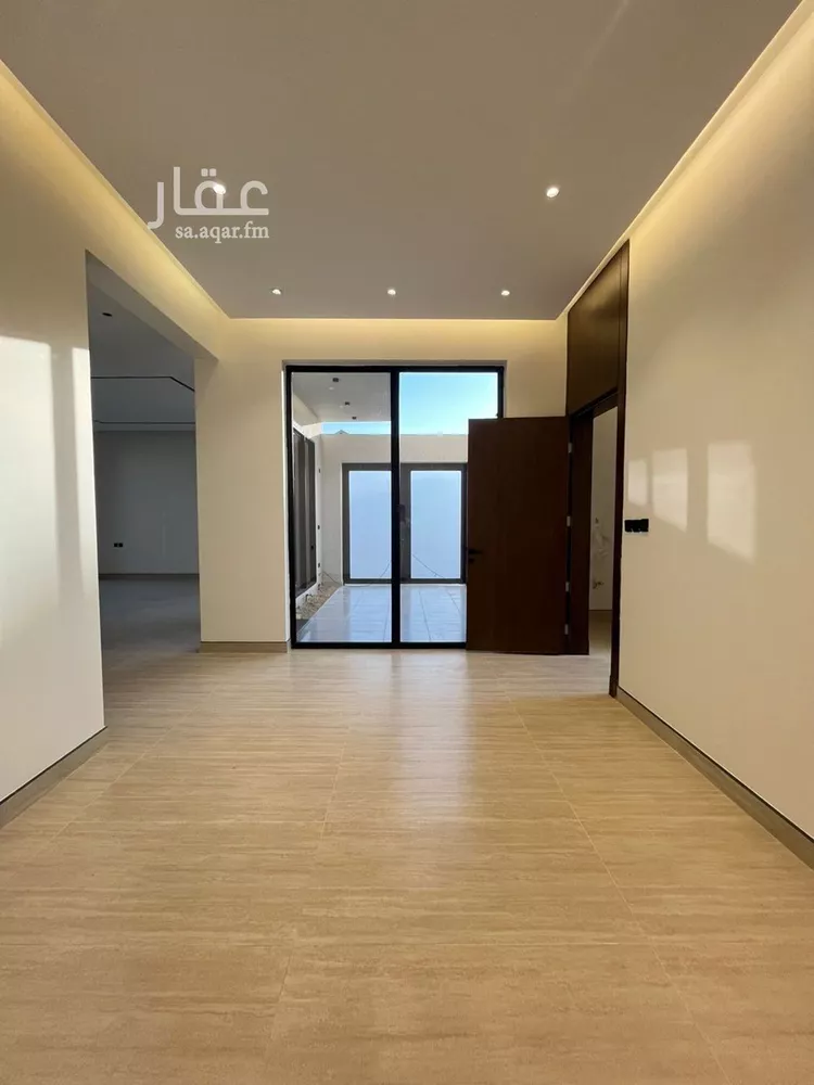 فيلا للبيع في شارع خلف الأحمر, حي المهدية, مدينة الرياض, منطقة الرياض صورة 5