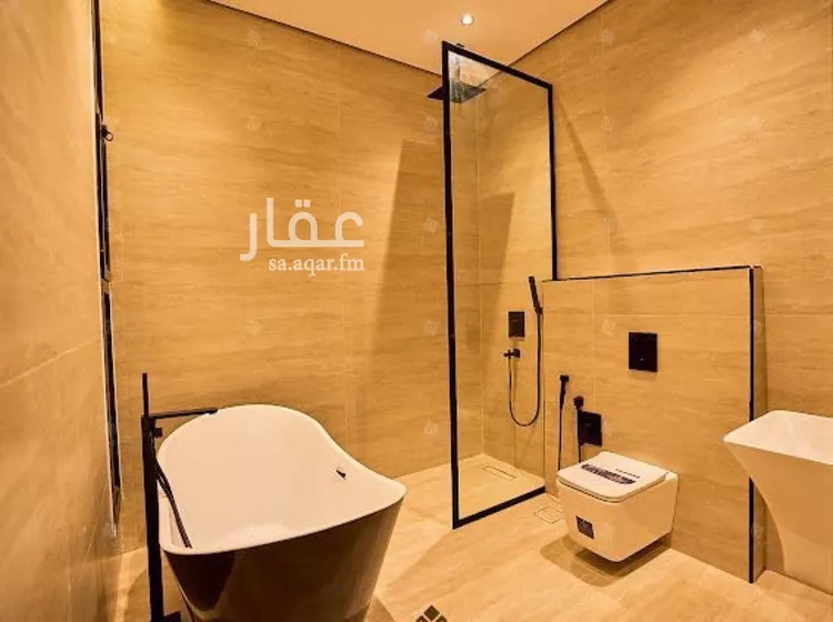 فيلا للبيع في شارع خلف الأحمر, حي المهدية, مدينة الرياض, منطقة الرياض صورة 3