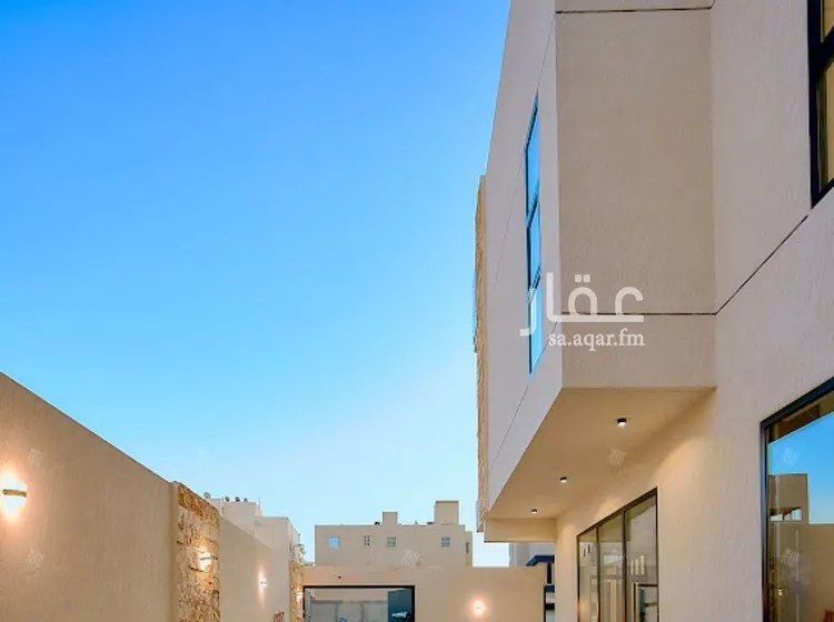 فيلا للبيع في شارع أبي الحسن الأسفرائيني, حي المهدية, مدينة الرياض, منطقة الرياض صورة 2