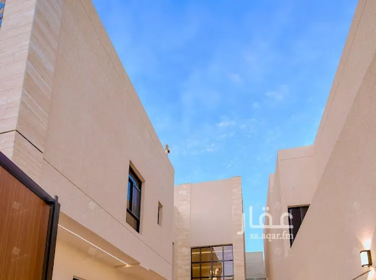 فيلا للبيع في شارع أحمد بن الحسن الأنصاري, حي المهدية, مدينة الرياض, منطقة الرياض صورة 3