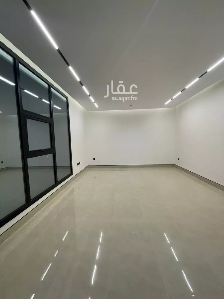 فيلا للبيع في شارع أحمد بن قطرب, حي المهدية, مدينة الرياض, منطقة الرياض 13