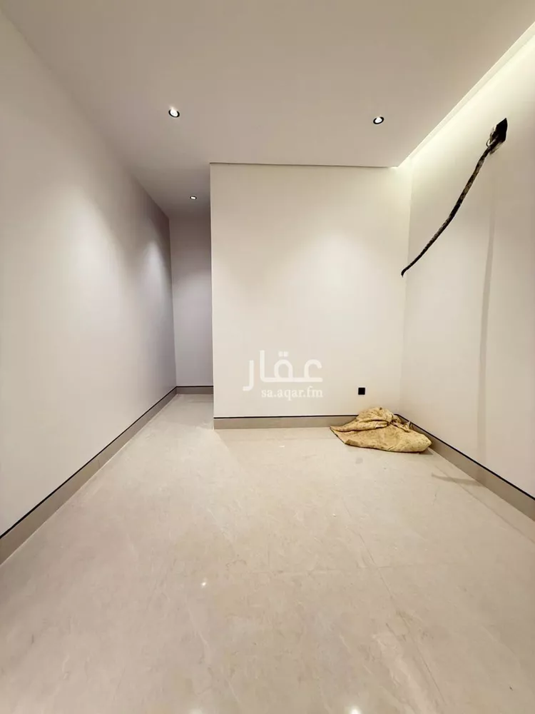 Villa for Sale in Riyadh Al Mahdiyah 23