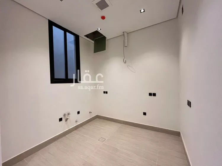 شقة للبيع في شارع أحمد بن الحسن الأنصاري, حي المهدية, مدينة الرياض, منطقة الرياض 13