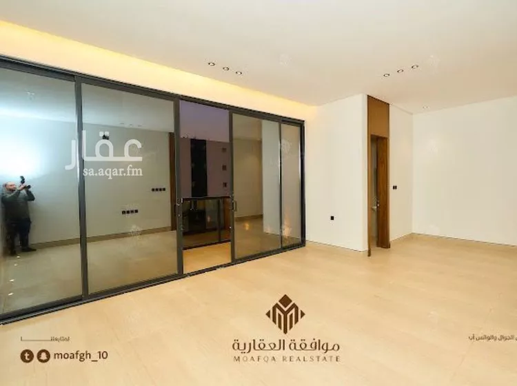 Villa for Sale in Riyadh Al Mahdiyah 14