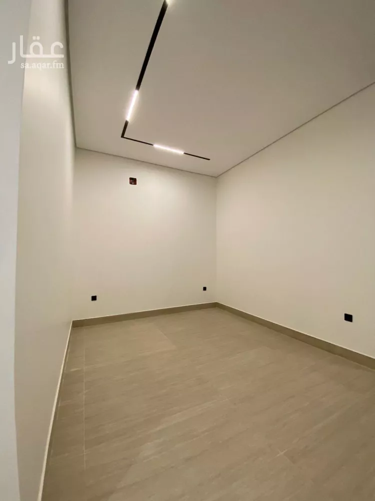 فيلا للبيع في شارع محمد بن هبه الله, حي المهدية, مدينة الرياض, منطقة الرياض صورة 5