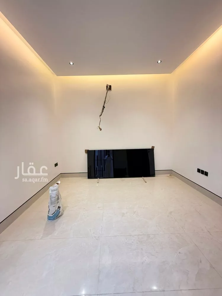 Villa for Sale in Riyadh Al Mahdiyah 6