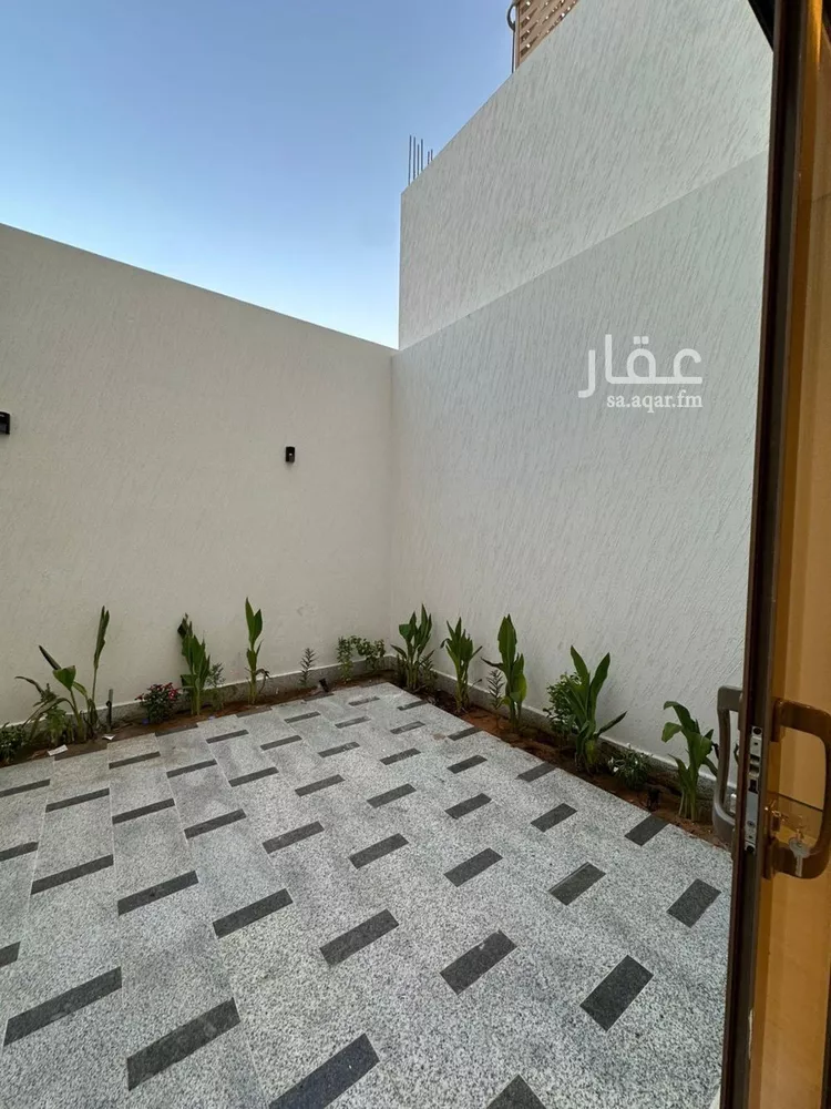 Villa for Sale in Riyadh Al Mahdiyah 13