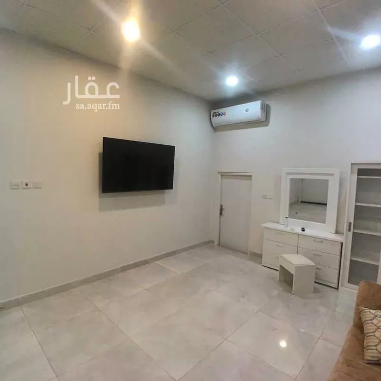 غرفة للإيجار في شارع رافع بن عمرو بن مجدع, حي الصفاء, مدينة بيش, منطقة جازان