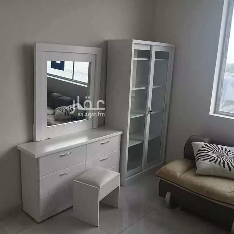 غرفة للإيجار في شارع رافع بن عمرو بن مجدع, حي الصفاء, مدينة بيش, منطقة جازان صورة 3