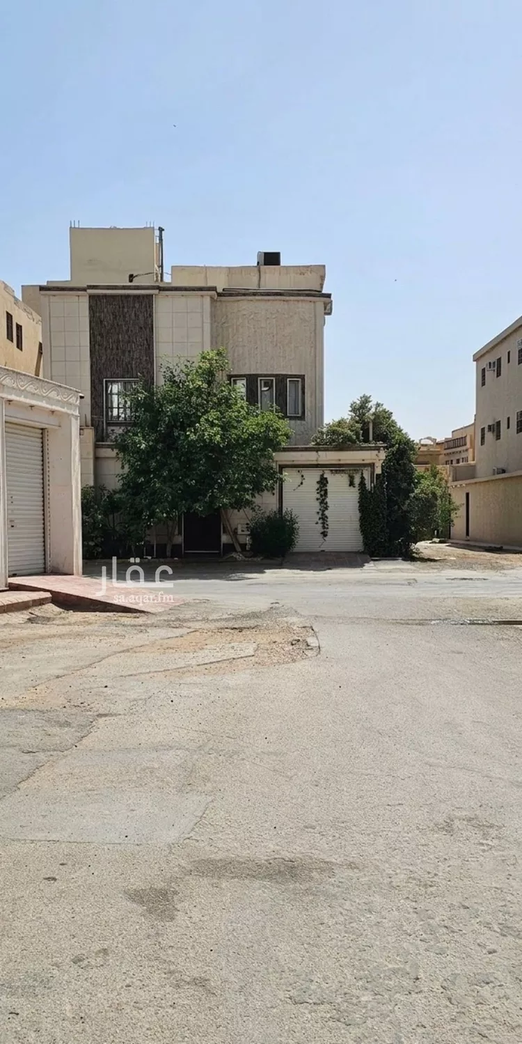 فيلا للبيع في شارع عمر شطا, حي الرمال, مدينة الرياض, منطقة الرياض صورة 5