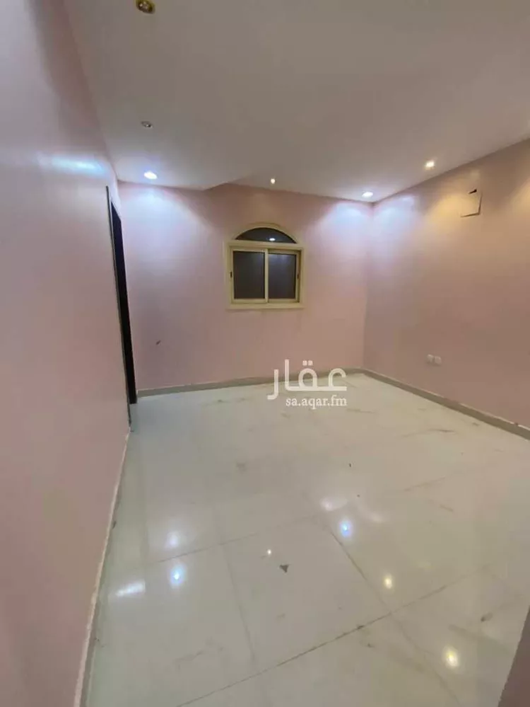 فيلا للبيع في شارع ممر16, حي ظهرة لبن, مدينة الرياض, منطقة الرياض 18