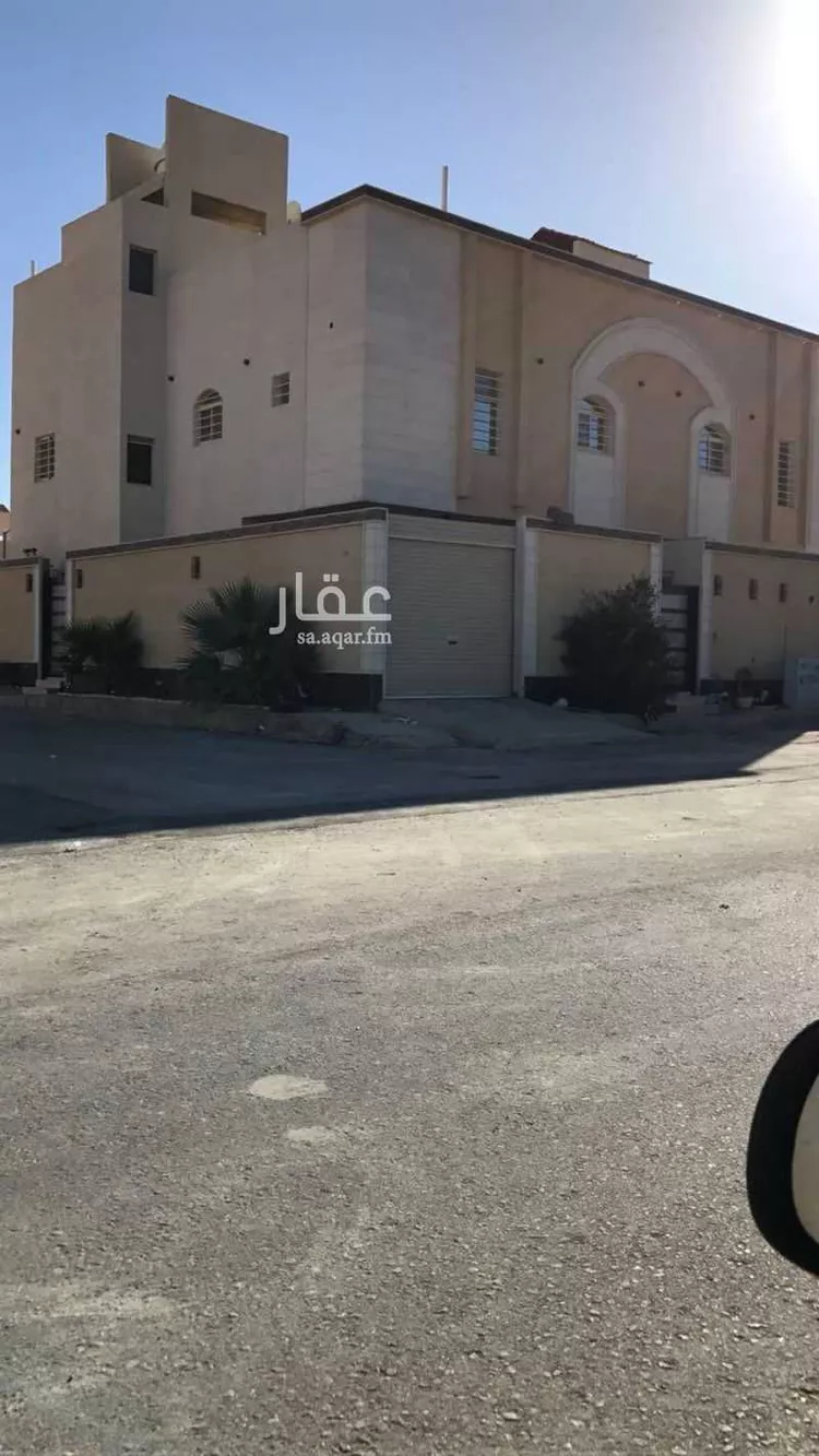 فيلا للبيع في شارع ممر16, حي ظهرة لبن, مدينة الرياض, منطقة الرياض صورة 3