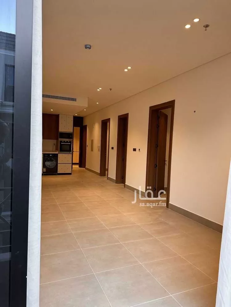 شقة للبيع في شارع الامير عبدالعزيز ابن فهد ابن عبدالعزيز, حي الحزام الذهبي, مدينة الخبر, المنطقة الشرقية صورة 3
