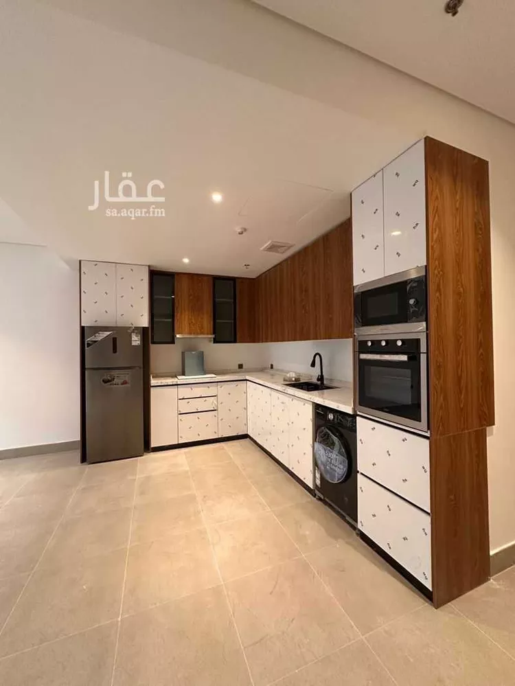 شقة للبيع في شارع الامير عبدالعزيز ابن فهد ابن عبدالعزيز, حي الحزام الذهبي, مدينة الخبر, المنطقة الشرقية صورة 4