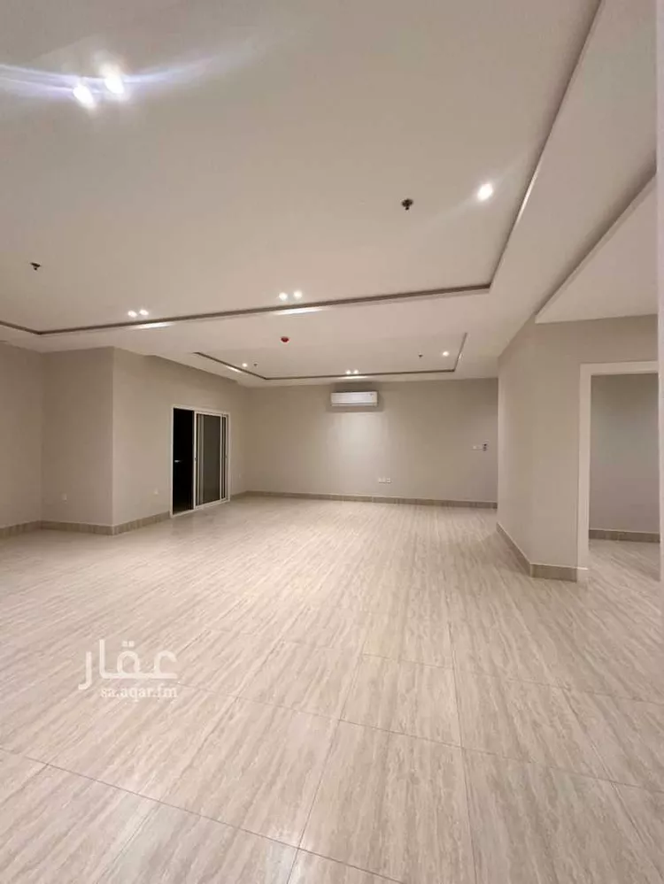 شقة للبيع في شارع القرية العليا, حي الحمراء, مدينة الخبر, المنطقة الشرقية