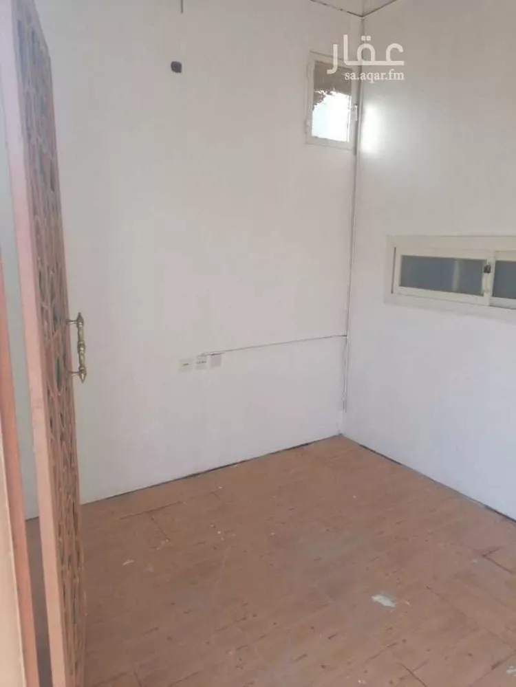 مستودع للبيع في شارع ابو المظفر المبارك, حي صاغر, مدينة نجران, منطقة نجران 6