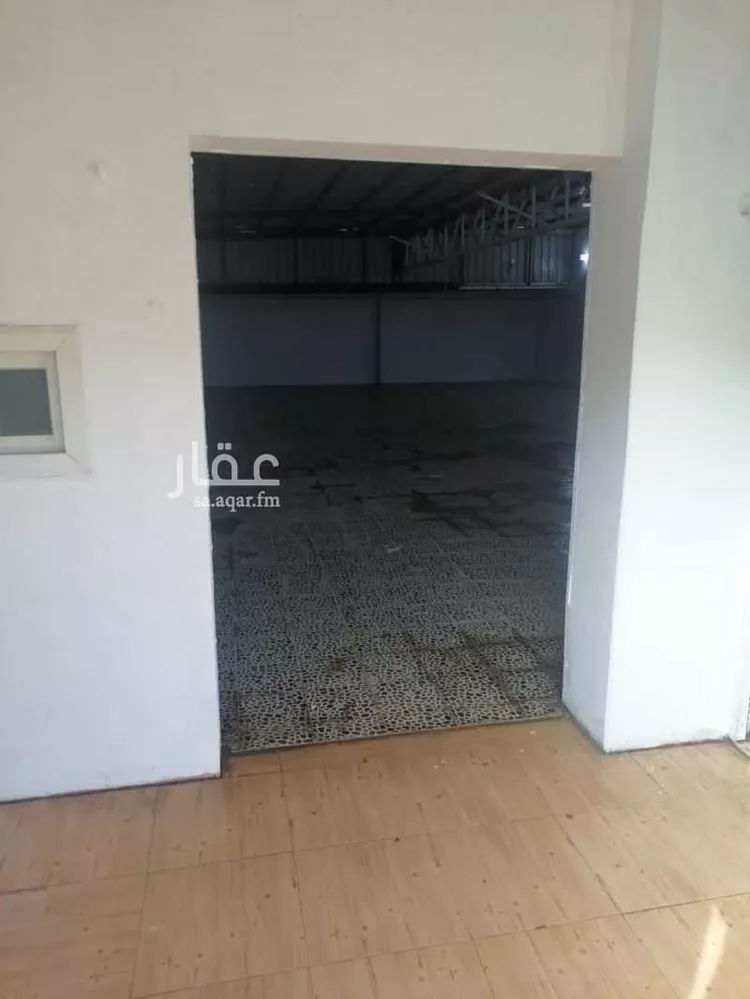 مستودع للبيع في شارع ابو المظفر المبارك, حي صاغر, مدينة نجران, منطقة نجران صورة 2