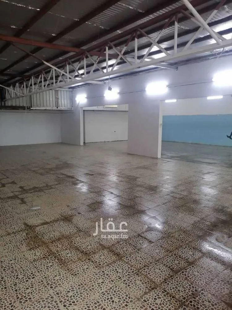 مستودع للبيع في شارع ابو المظفر المبارك, حي صاغر, مدينة نجران, منطقة نجران صورة 5