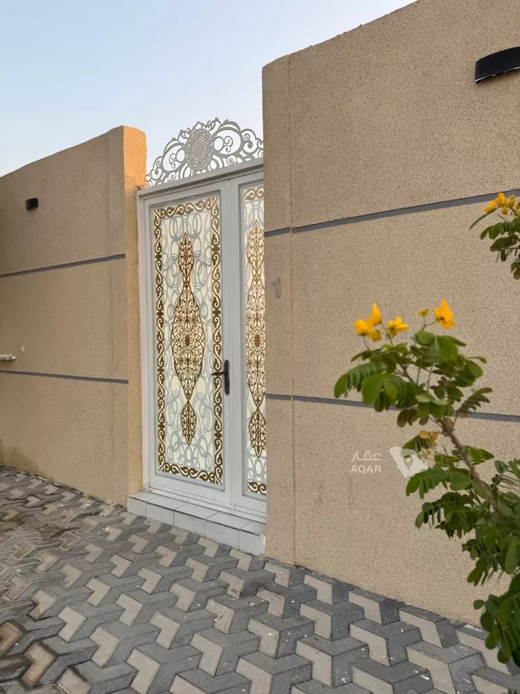 أرض للبيع في شارع العوفي, حي العقيق, مدينة الخبر, المنطقة الشرقية 8