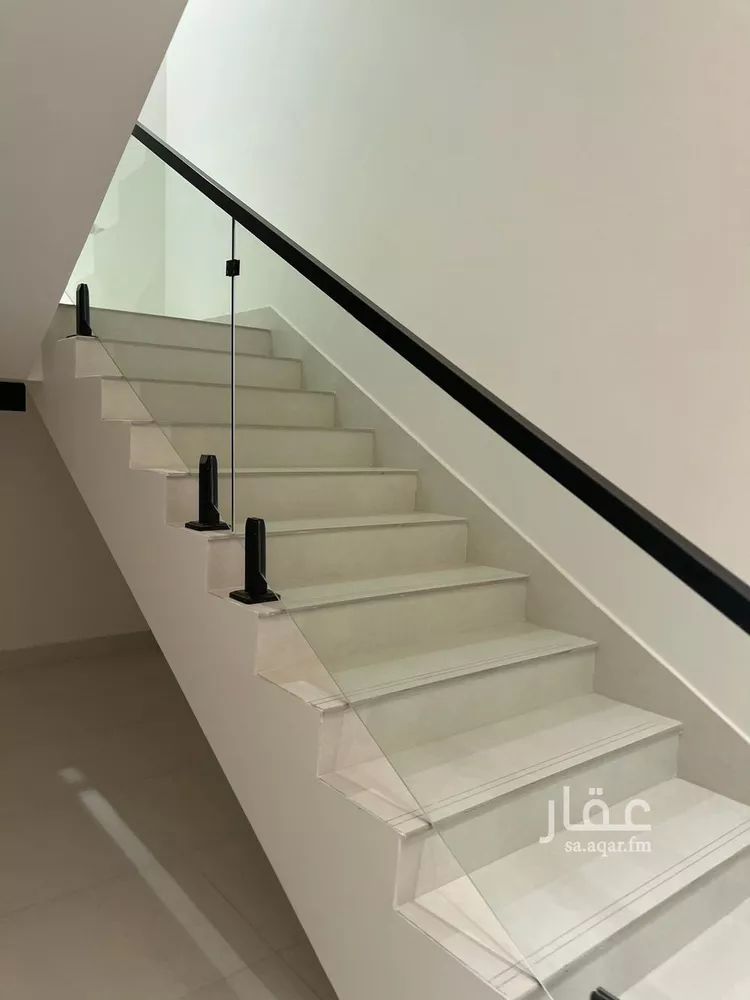 فيلا للإيجار في شارع رقم 165, حي الملقا, مدينة الرياض, منطقة الرياض صورة 4