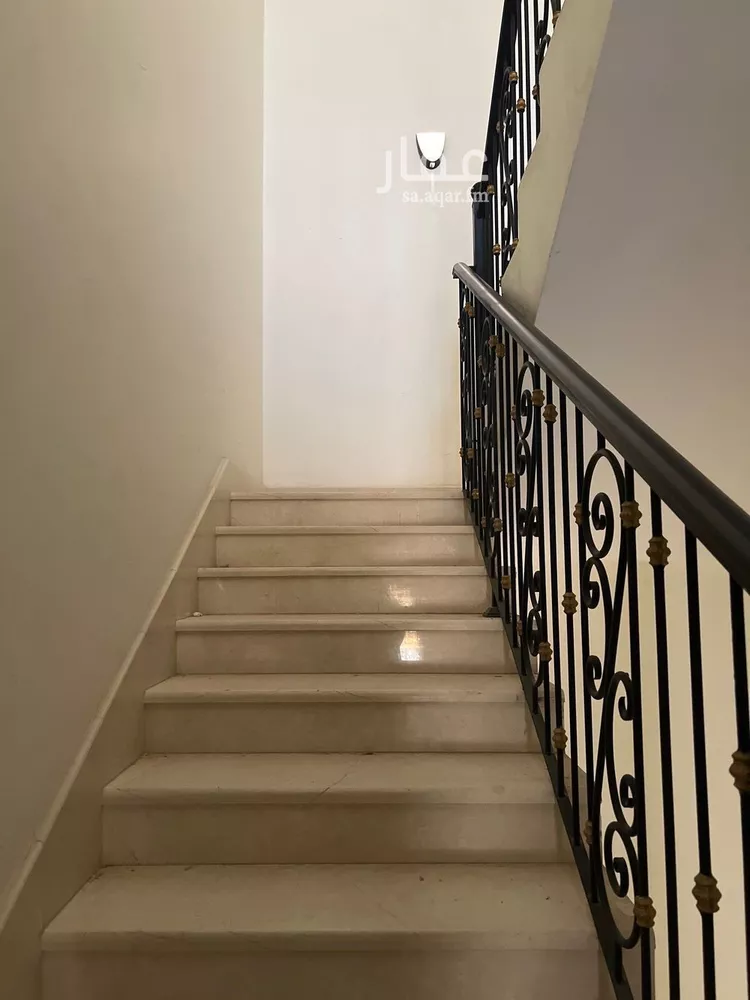 Floor for Rent in Riyadh Al Malqa