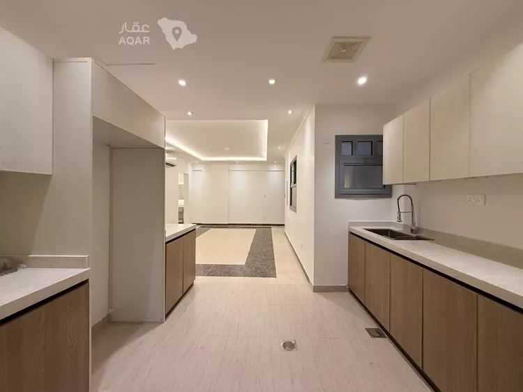 شقة للإيجار في شارع سكاكا, حي العليا, مدينة الرياض, منطقة الرياض 8