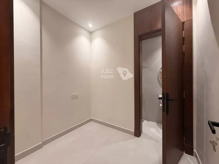 Apartment for Rent in Riyadh Al Malqa 9