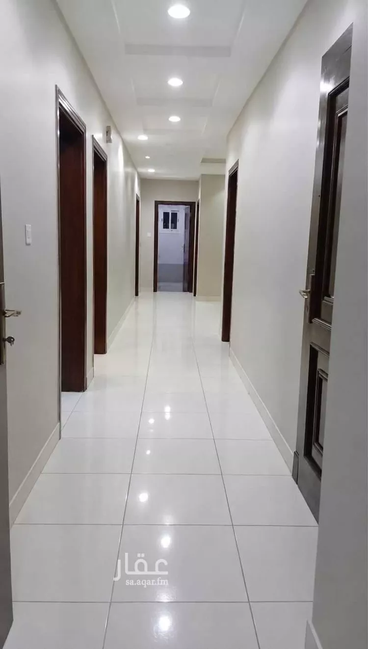 شقة للإيجار في شارع ابراهيم ابي سلمة, حي مريخ, مدينة جدة, منطقة مكة المكرمة