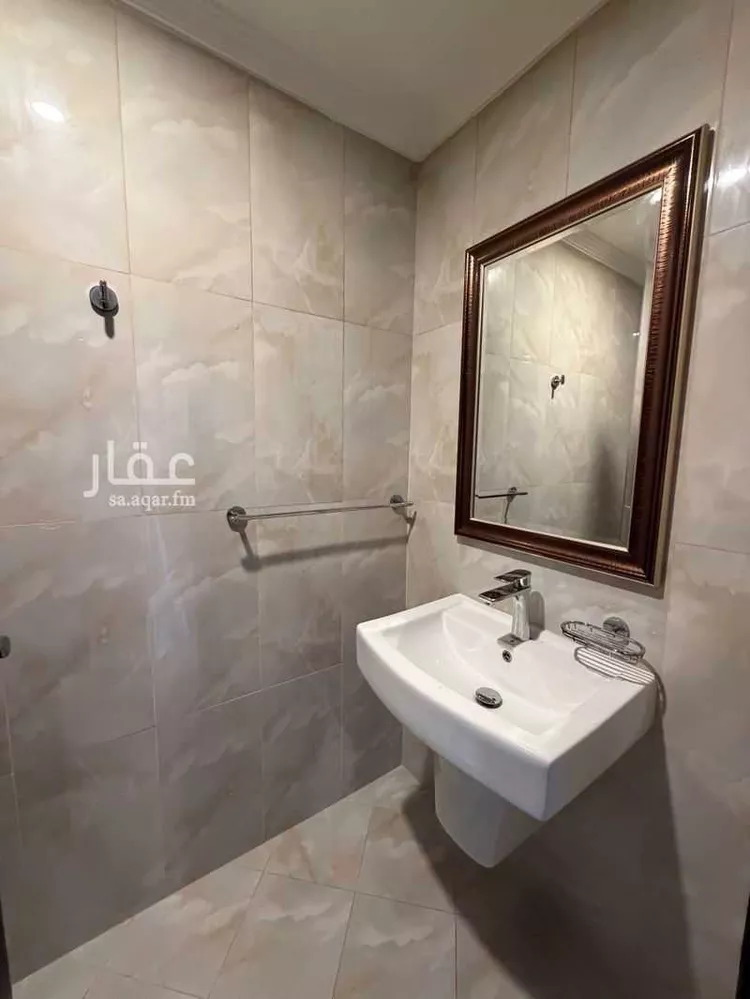 شقة للإيجار في شارع الملك سعود ابن عبدالعزيز سعود, حي الدوحة الجنوبية, مدينة الظهران, المنطقة الشرقية 8