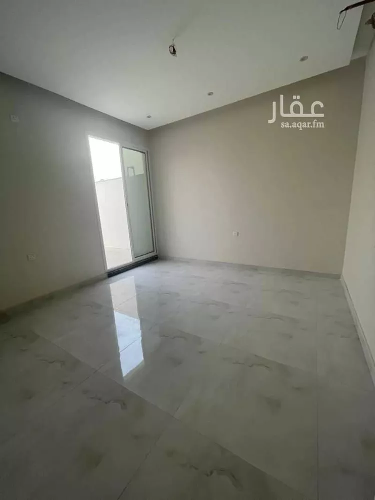 شقة للبيع في شارع حابس بن دغنة الكلبي, حي التحلية, مدينة الخبر, المنطقة الشرقية 8