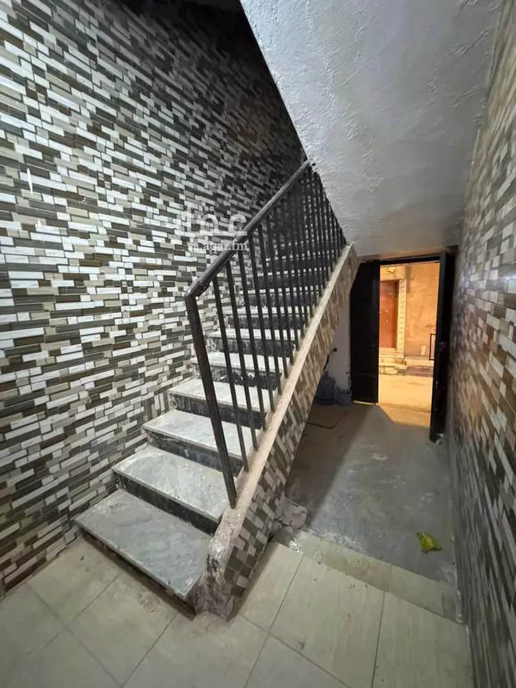 عمارة للبيع في شارع أبي الطوق, حي اليمامة, مدينة الرياض, منطقة الرياض صورة 3