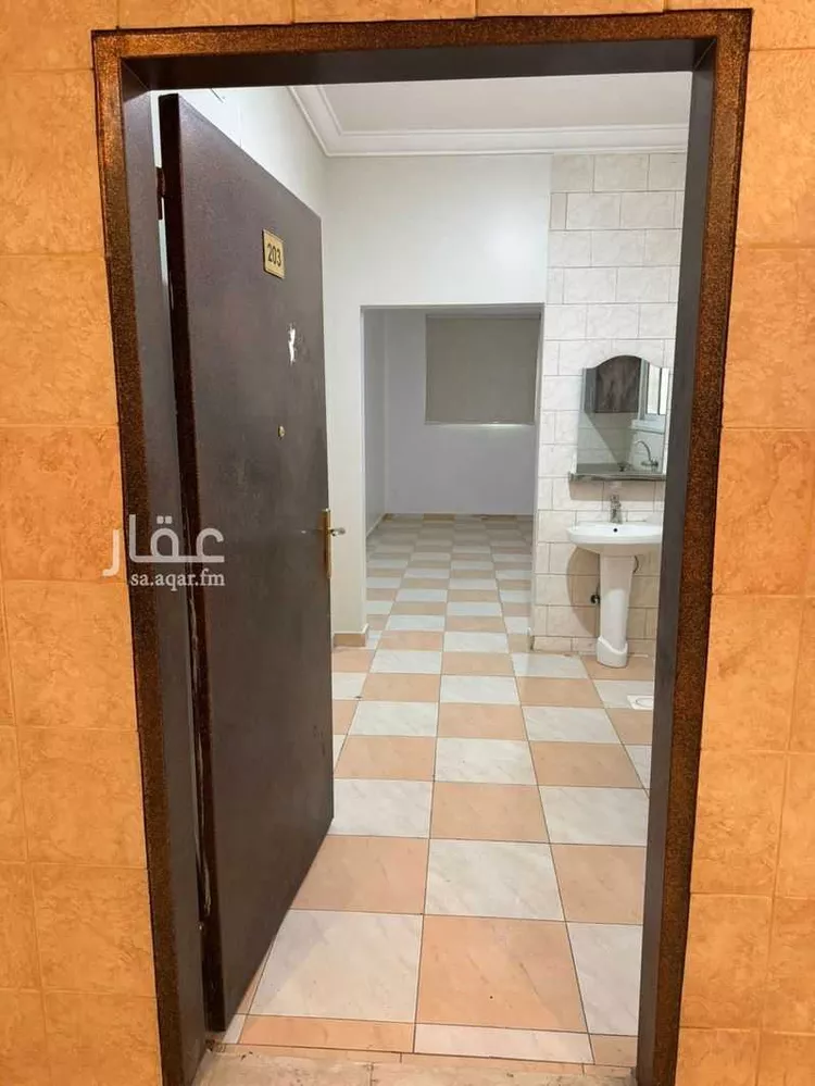 شقة للإيجار في شارع الدائري الغربي الفرعي, حي السويدي الغربي, مدينة الرياض, منطقة الرياض صورة 3