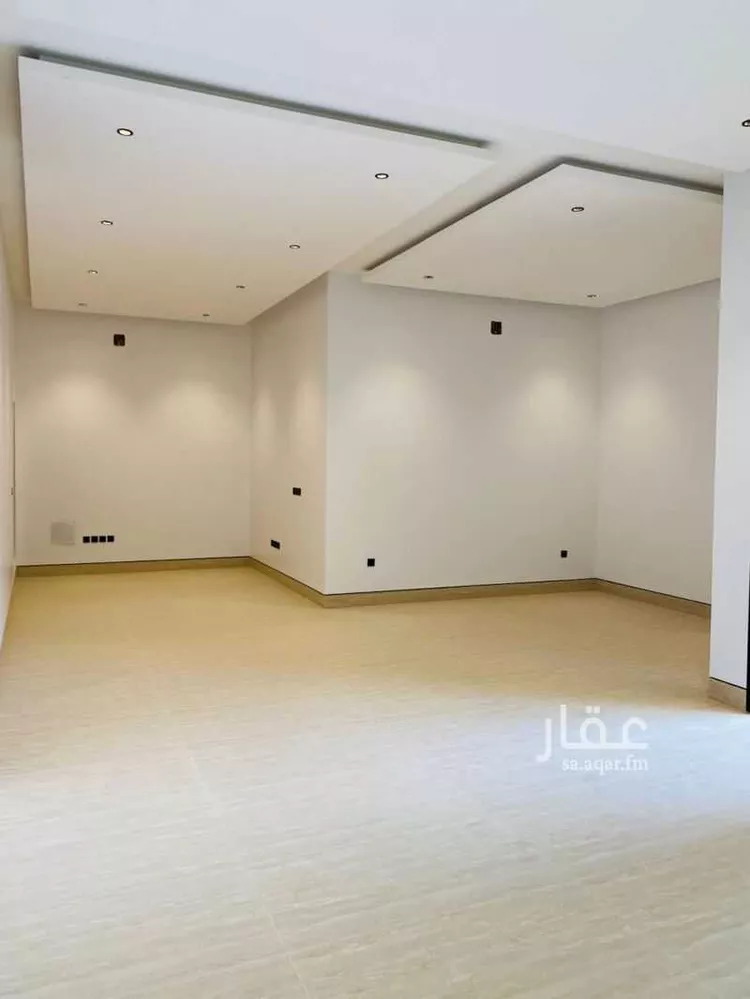 دور للبيع في شارع محمد بن الهيثم بن شبابة, حي الصفاء, مدينة الرياض, منطقة الرياض صورة 4