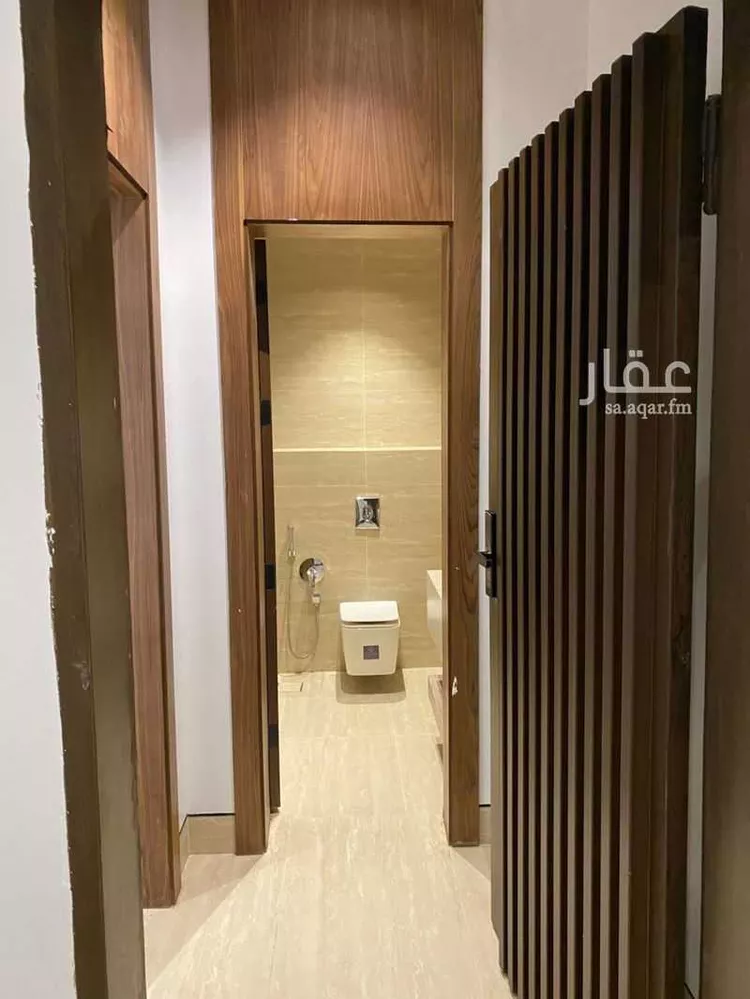 دور للبيع في شارع محمد بن الهيثم بن شبابة, حي الصفاء, مدينة الرياض, منطقة الرياض صورة 4