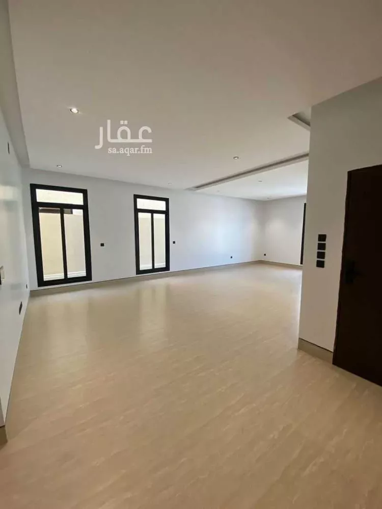 دور للبيع في شارع محمد بن الهيثم بن شبابة, حي الصفاء, مدينة الرياض, منطقة الرياض صورة 5