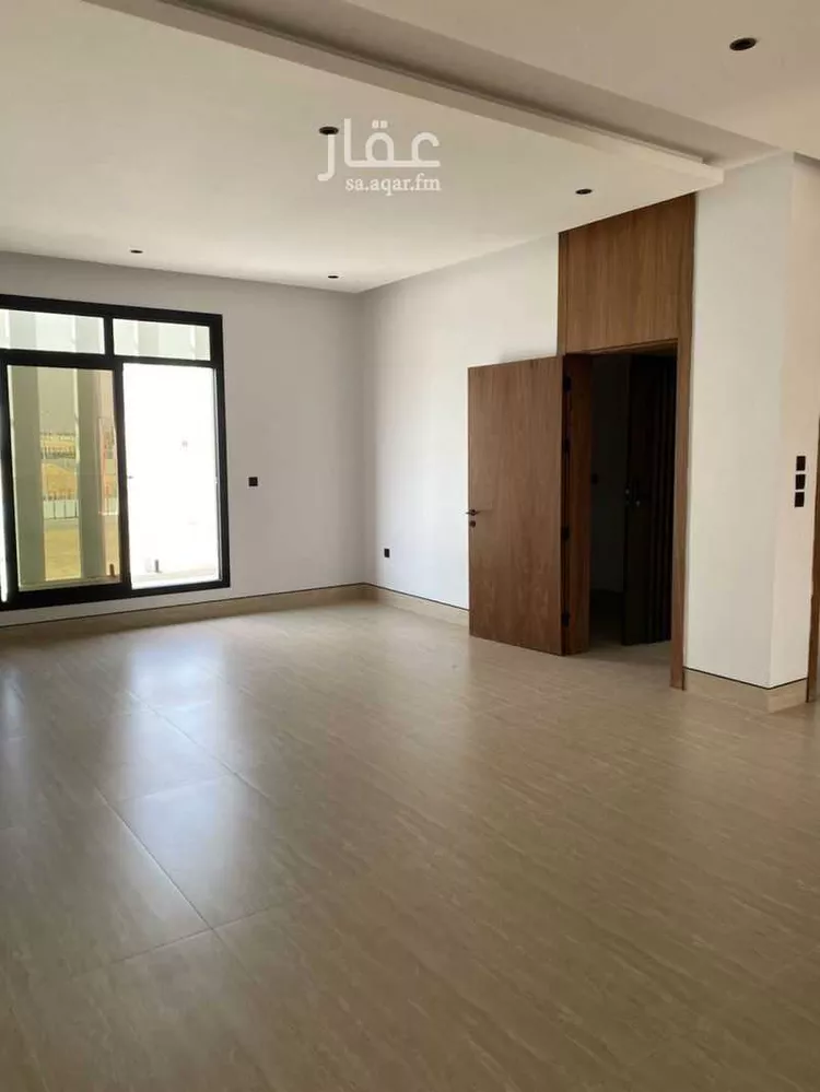 دور للبيع في شارع محمد بن الهيثم بن شبابة, حي الصفاء, مدينة الرياض, منطقة الرياض صورة 5