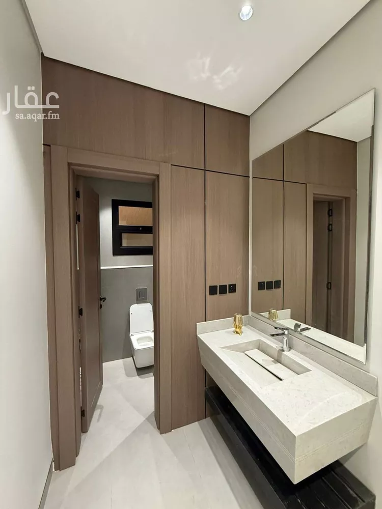 فيلا للبيع في شارع حلل بنت أبي المكارم, حي المهدية, مدينة الرياض, منطقة الرياض 11