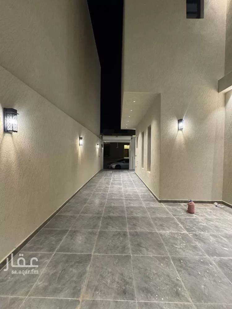 فيلا للبيع في شارع زين الدين النابلسي, حي المهدية, مدينة الرياض, منطقة الرياض صورة 2
