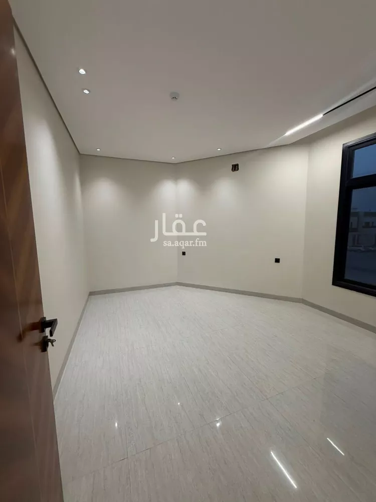 شقة للبيع في شارع احمد بن الحسين بن مهران, حي المهدية, مدينة الرياض, منطقة الرياض