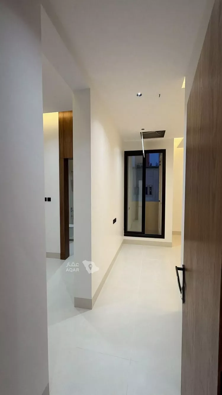 فيلا للبيع في شارع زينب بنت أبي سلمة, حي المهدية, مدينة الرياض, منطقة الرياض
